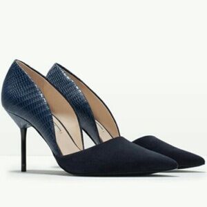 Zara Women Sz 38 US 8 Navy Blue Snake Print Suede Pointed Toe Heels